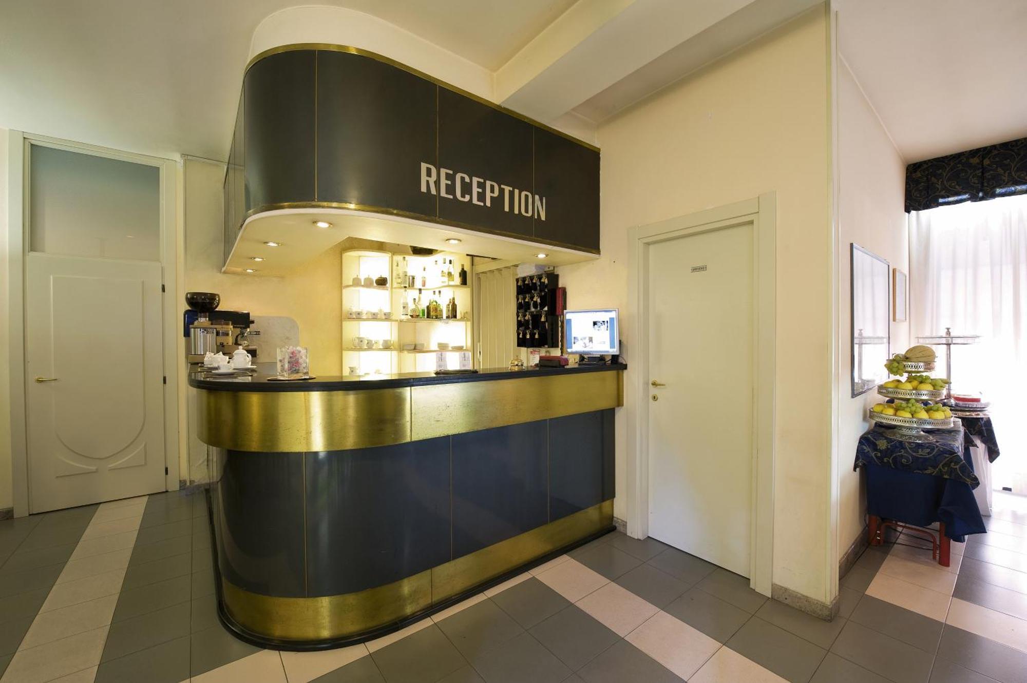 Hotel Corticella Bologna Esterno foto