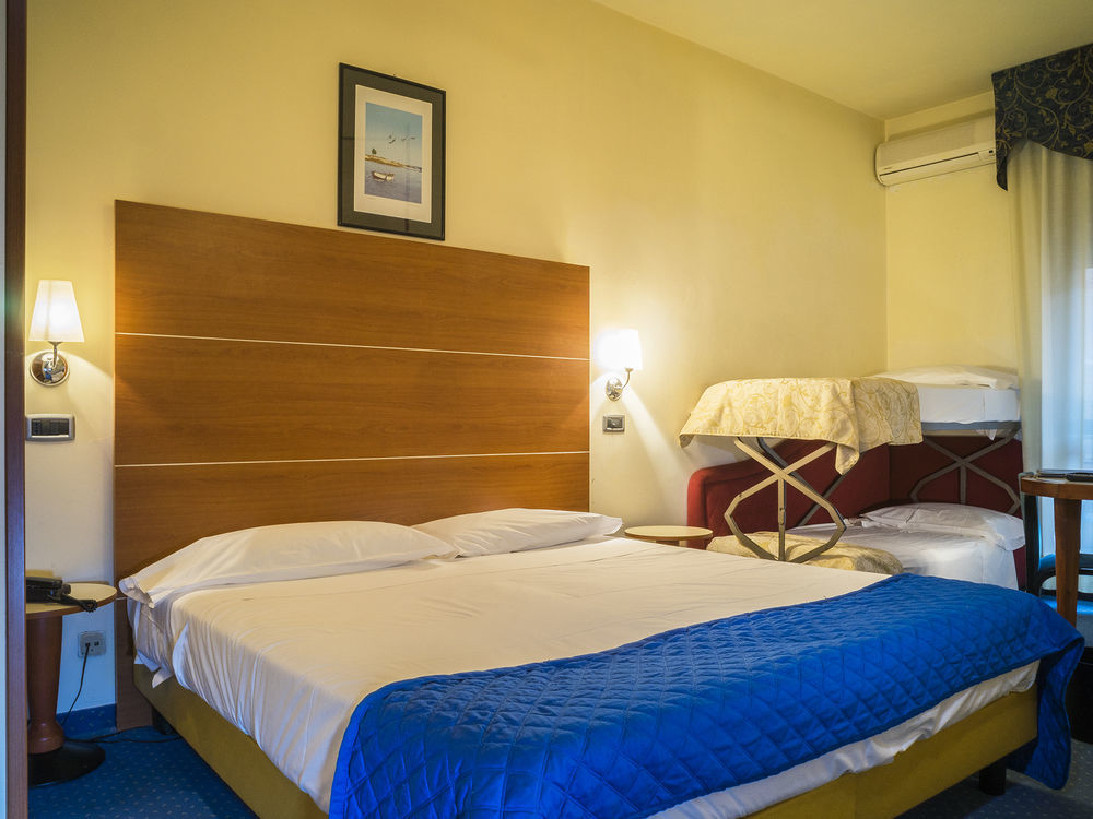 Hotel Corticella Bologna Esterno foto