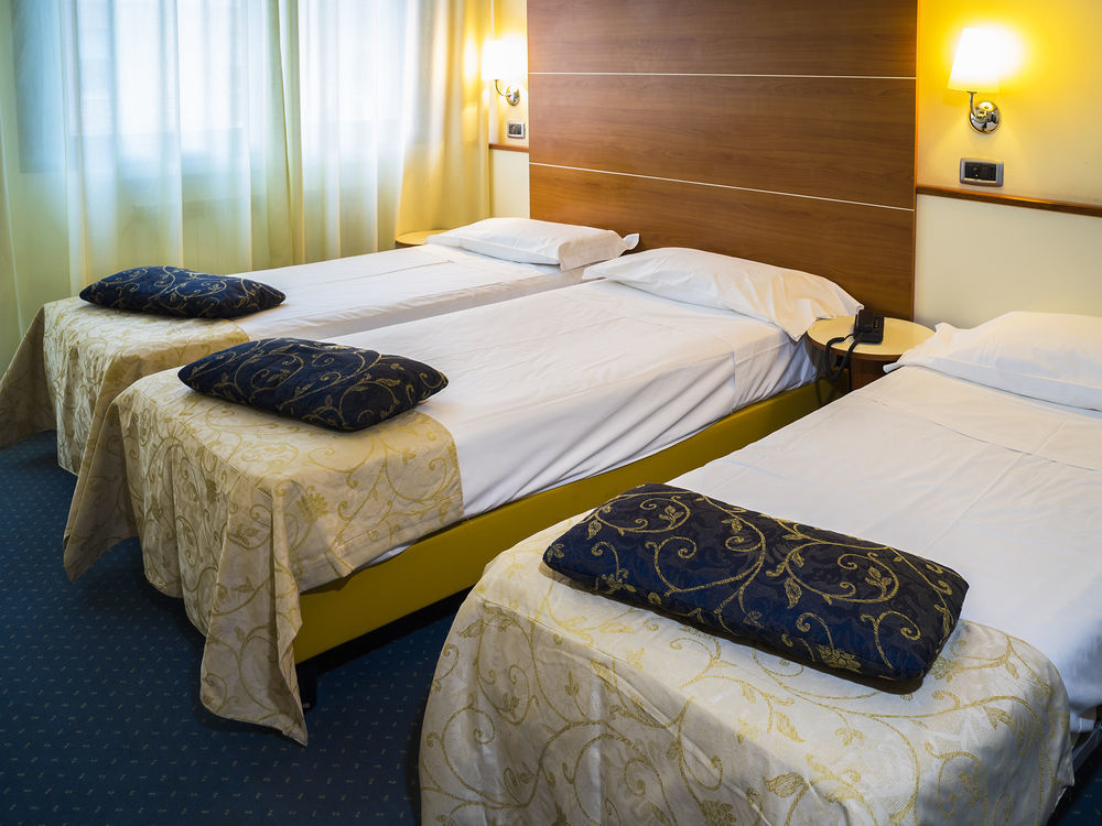 Hotel Corticella Bologna Esterno foto