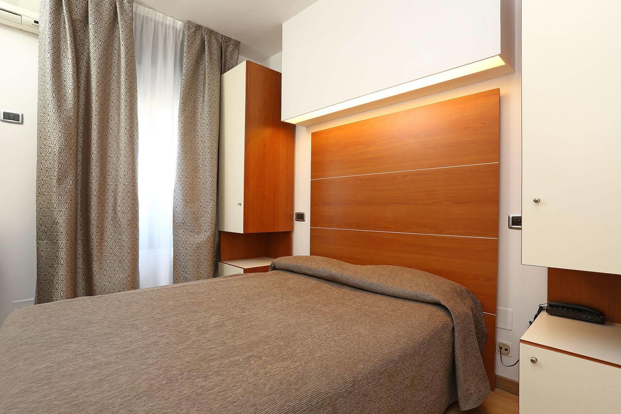 Hotel Corticella Bologna Esterno foto
