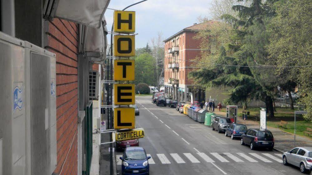 Hotel Corticella Bologna Esterno foto